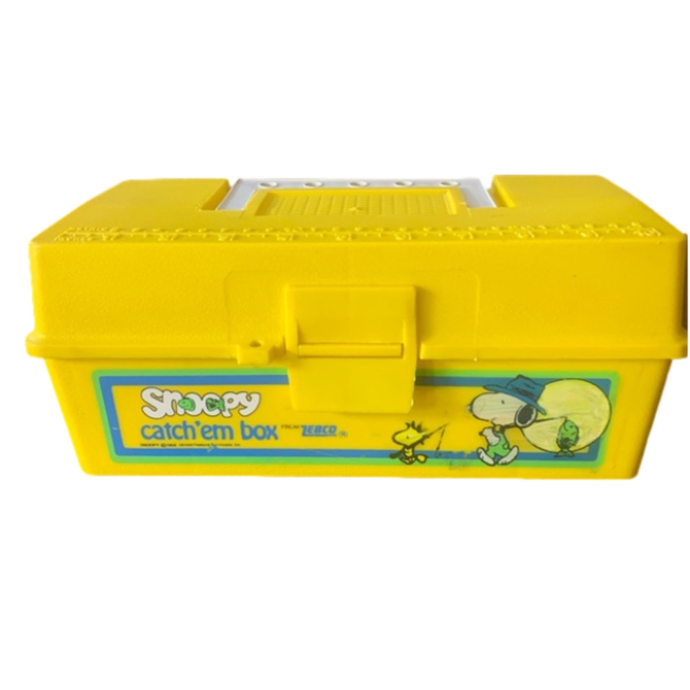 SNOOPY Catch ‘Em Tackle Box Used Great Condtion Peanuts Zebco